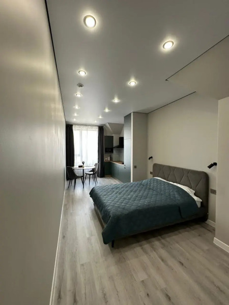 Квартира уютная в центре города с видом на море