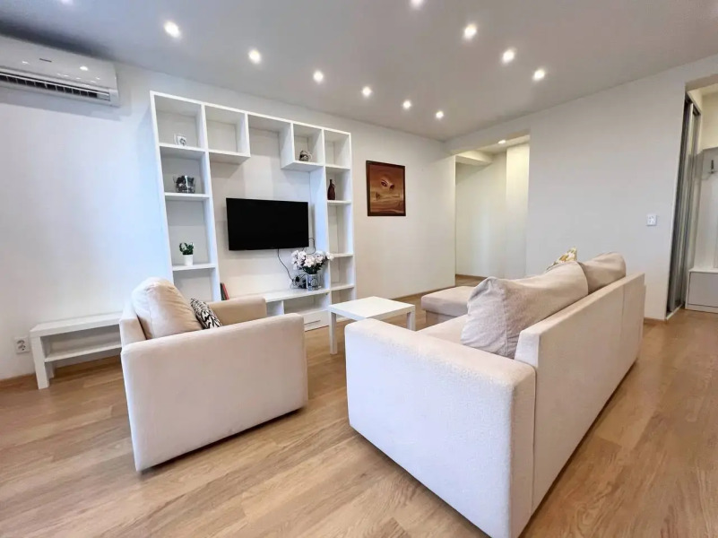 Квартира Уютная 2-к квартира рядом с Филармонией с красивым видом на город