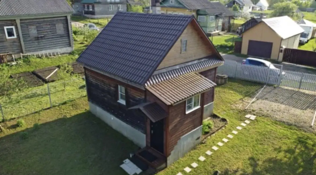 Частный дом у речки для семейного отдыха