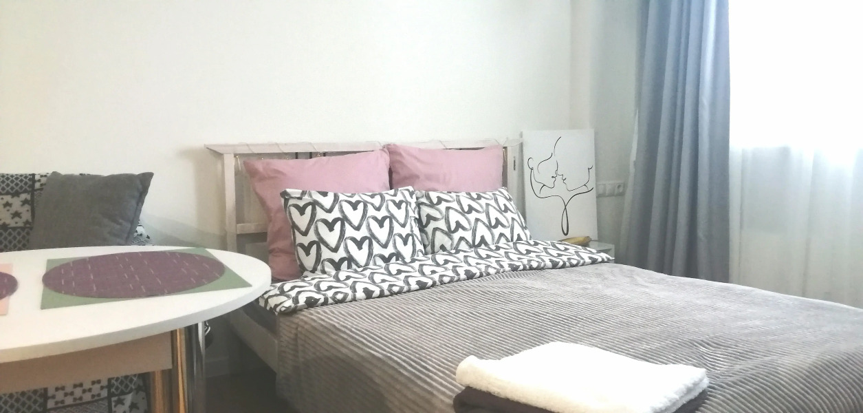 Квартира на Сургутском Проезде 1к1