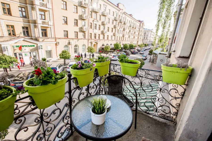 Апартаменты Карла Маркса 19