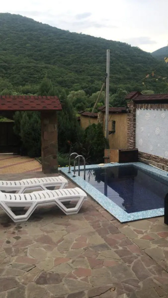 Гостевой дом Дом у подножия гор