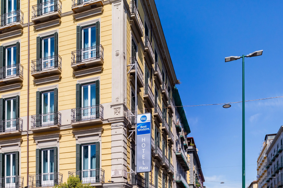 Отель Best Western Plus Hotel Plaza Napoli