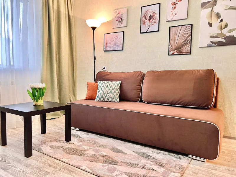 Апартаменты 7 Гвардейской 21