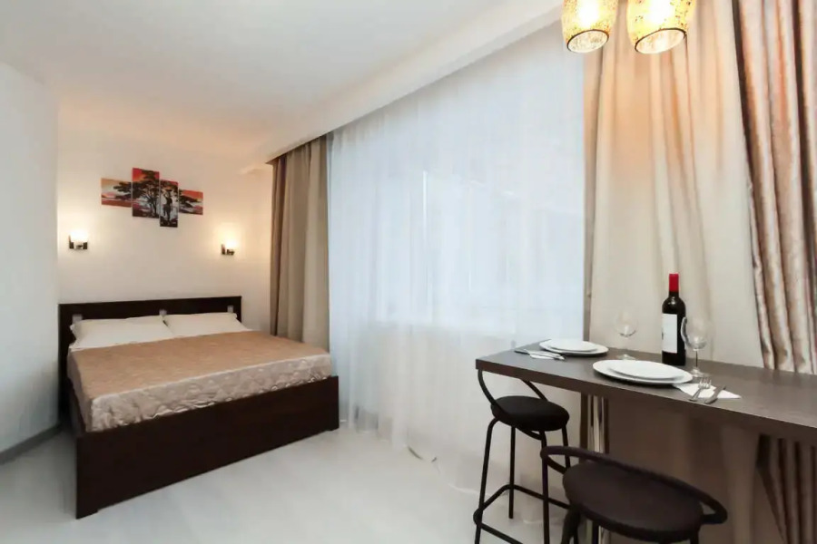 Апартаменты Домант Орджоникидзе 33 (1)