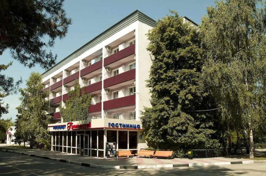 Отель Приморский