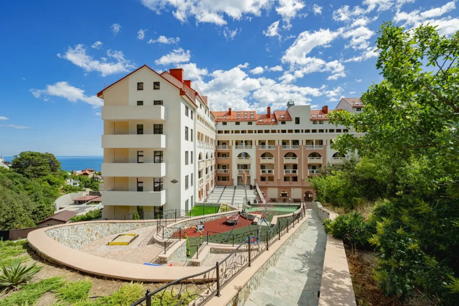 Квартира Двухкомнатная квартира с балконом в комфортном ЖК Монако