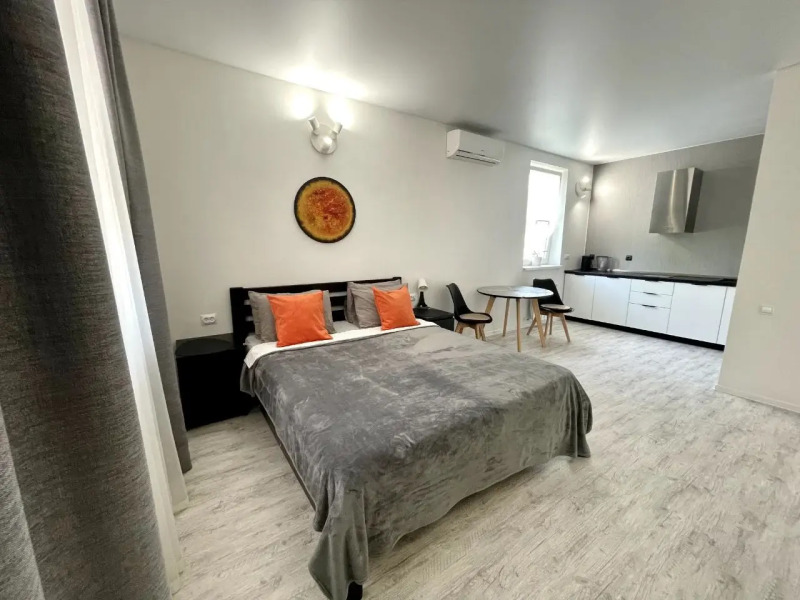 Квартира Современная студия 1