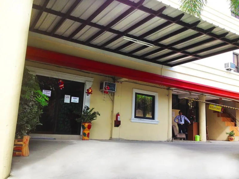 Отель D'Mariners Inn