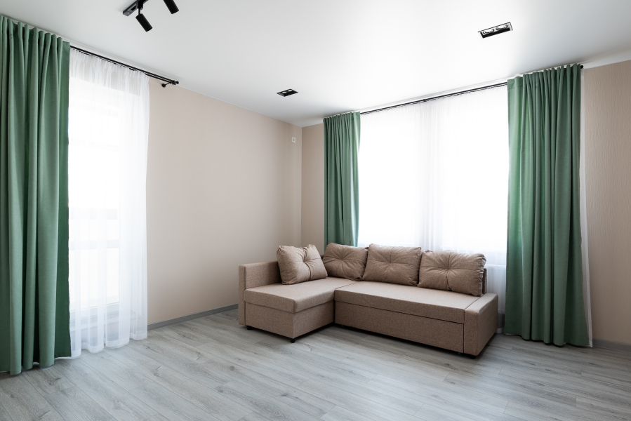 Апартаменты KazanHome Новая квартира с гостиной, спальней и отдельной кухней