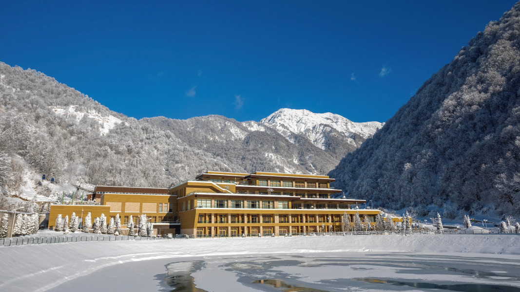 Отель Qafqaz Tufandag Mountain Resort
