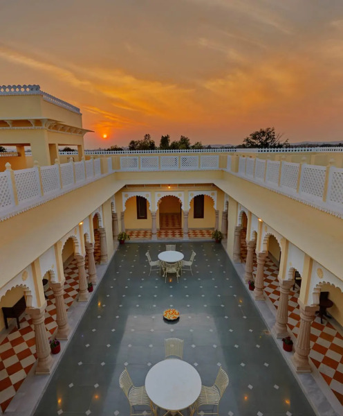 Отель Pratap Niwas - A Heritage Resort