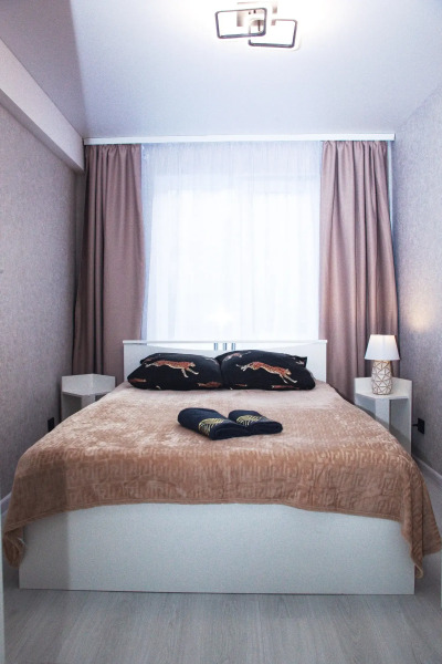 Апартаменты Двухкомнатные новые в центре