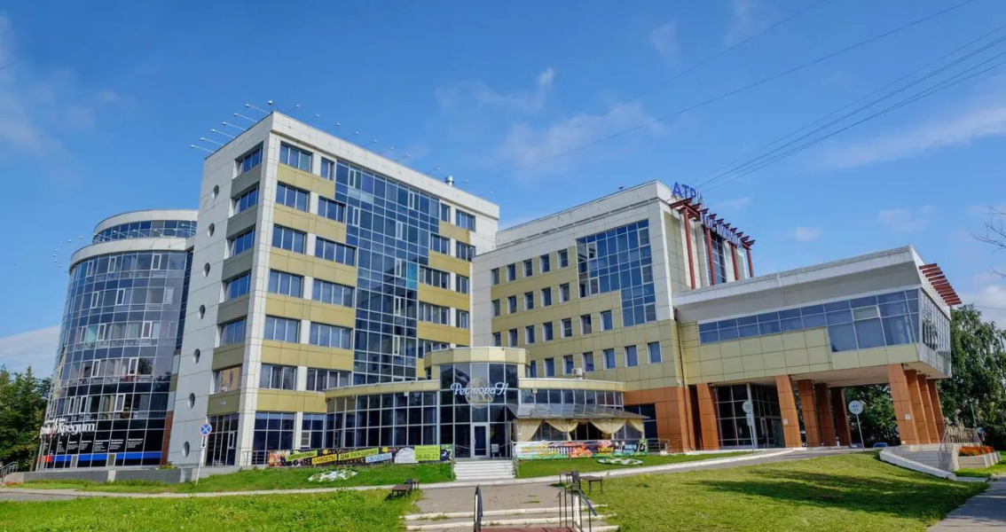 Отель Атриум