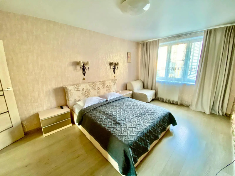 Апартаменты современные близко к центру