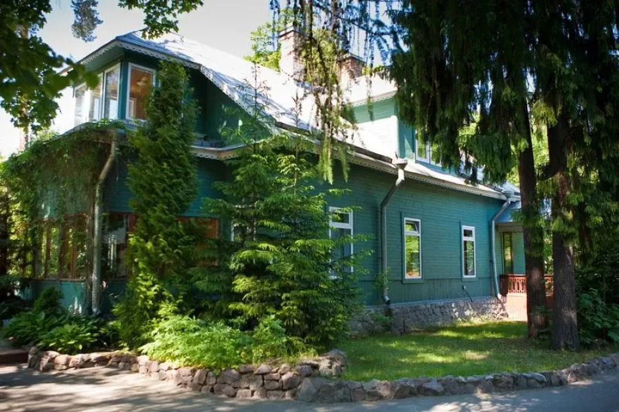 Гостевой дом Загородный клуб Аут