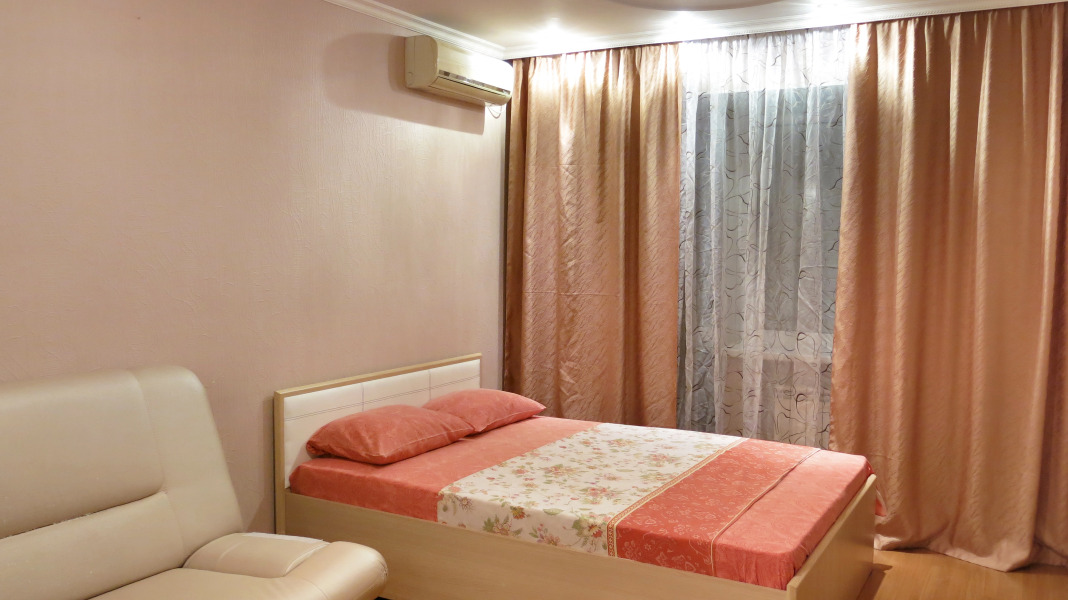 Апартаменты в центре Красный путь 145