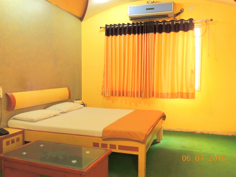 Отель Green Park by Sky Stays