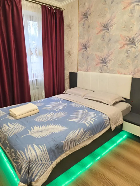 Квартира Двухкомнатная номер 3 на Мира 15