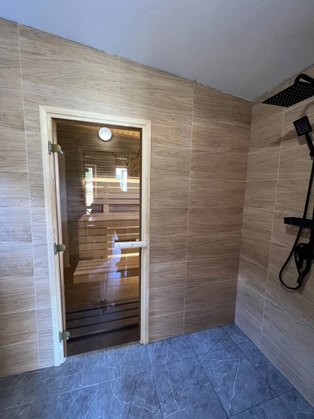 Fox Zaostrovye S Baney  guest House