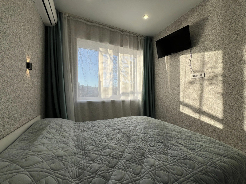 Апартаменты с Видом на Реку