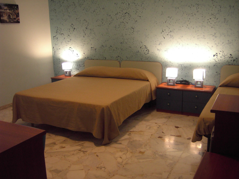 Мини-Отель Etna Inn