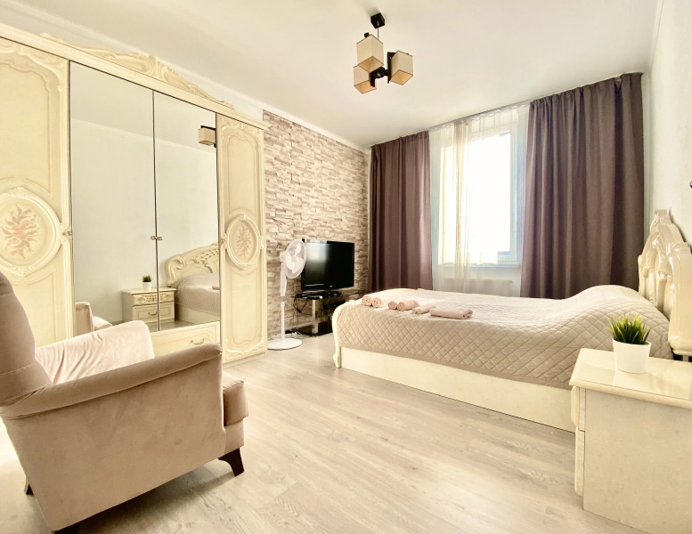 Квартира Центр, Верхнее озеро у Музея Янтаря