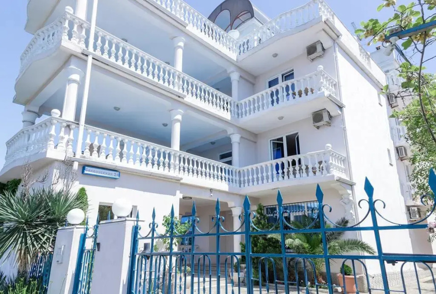 Гостевой дом La Russ