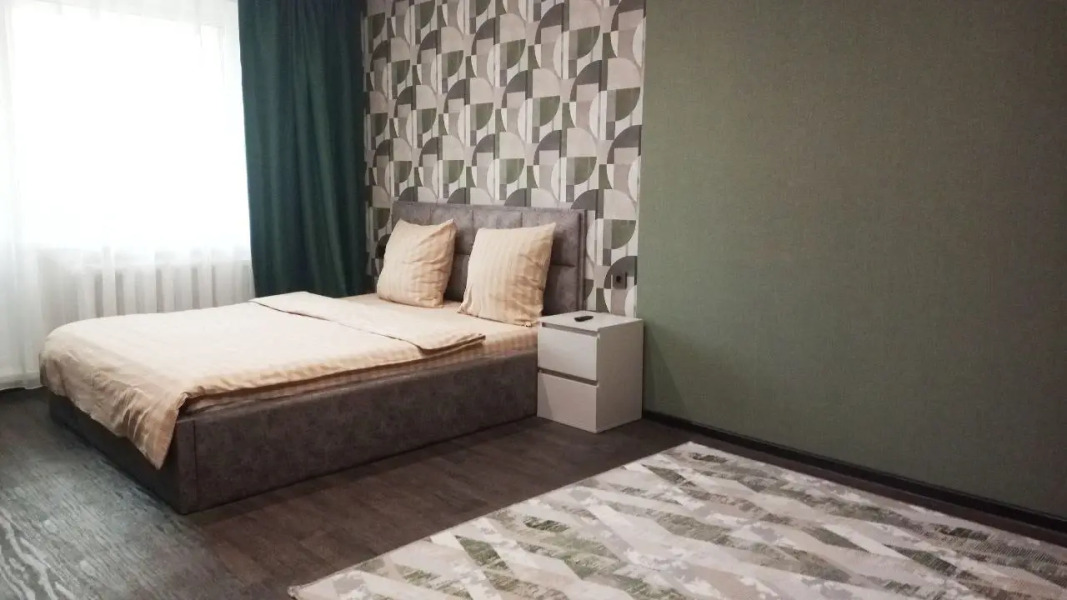 Квартира Двухкомнатная недалеко от центра