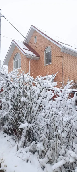 Частный дом  с открытой террасой