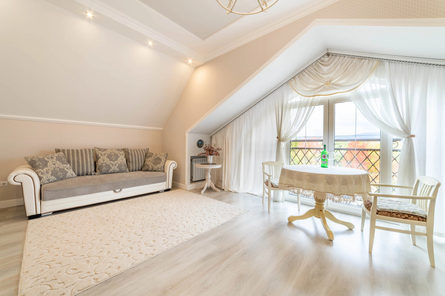 Квартира уникальная с двумя спальнями в 2х минутах от тц Мандарин