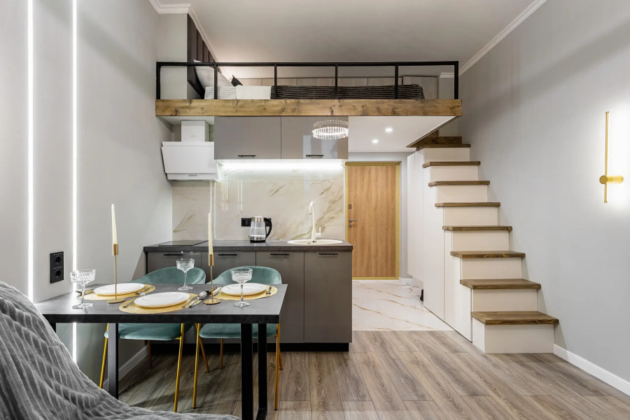 Апартаменты с Дизайнерским Ремонтом в Отличной Локации