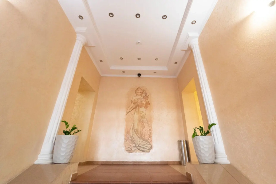 Отель Афина