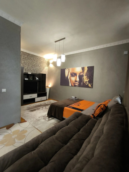 Квартира на Щаденко 110