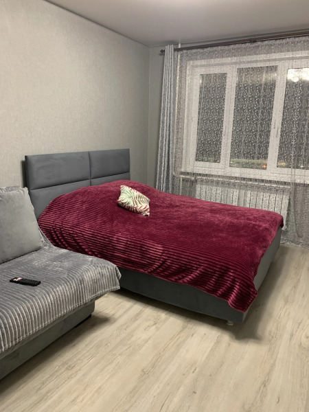 Квартира с Балконом Комсомольская 106