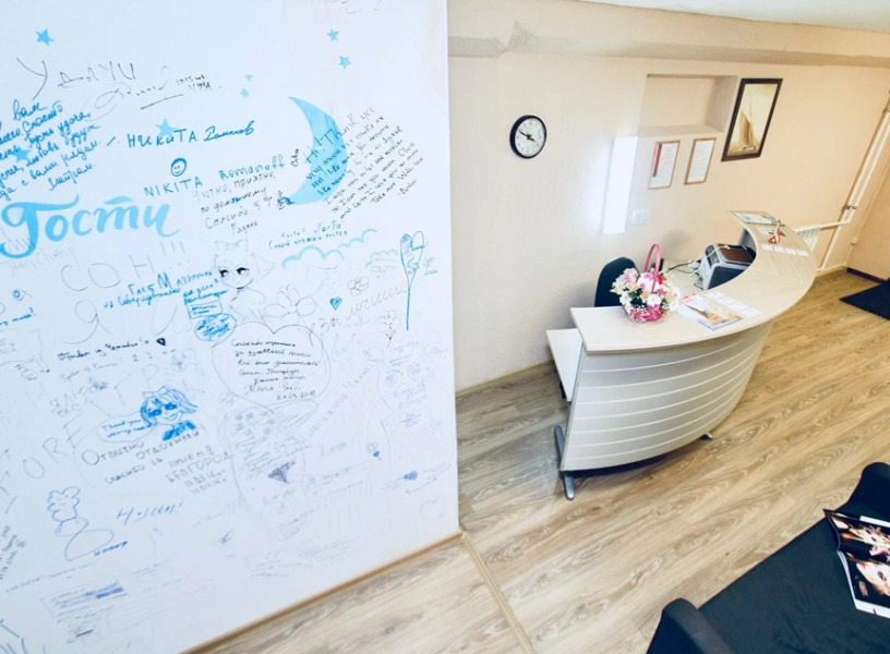 Хостел Гости