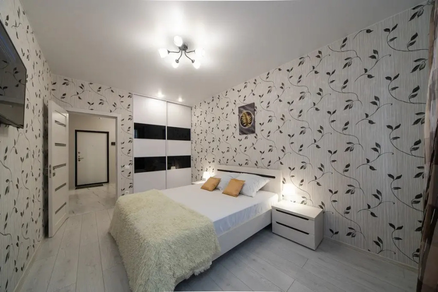 Квартира от компании Хоум Отель на Ново- Садовой 106Г