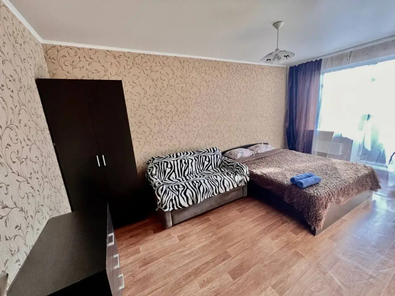 Апартаменты 2кв Восточный Комфорт на Широтная 157