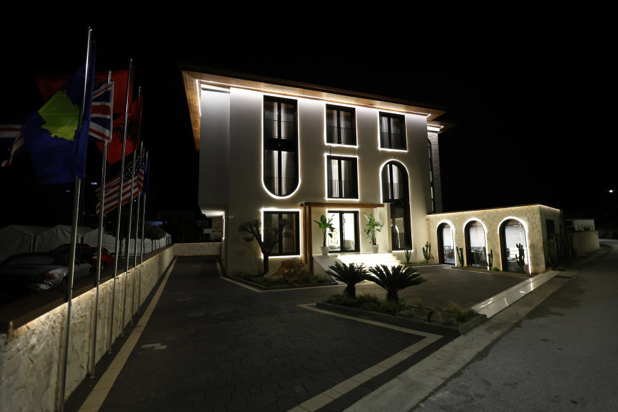 Отель Beratinus1