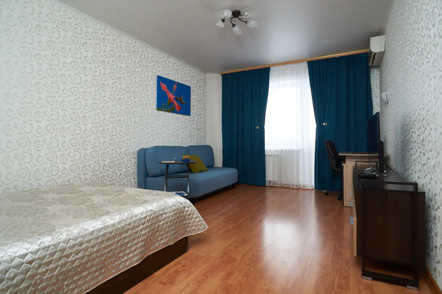 Апартаменты Comfort Apartment 70 Let Oktyabrya 10