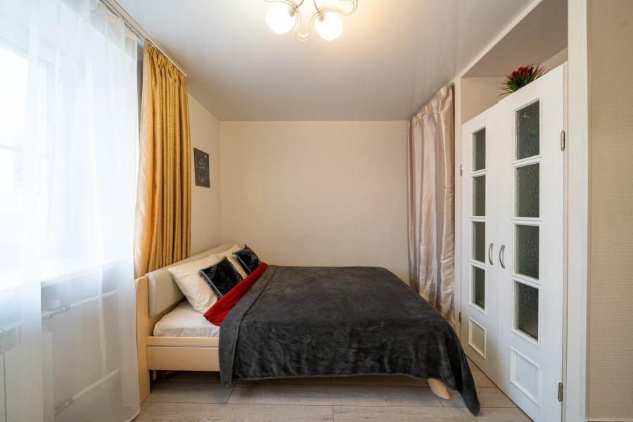 Квартира-студия на Синельникова 1