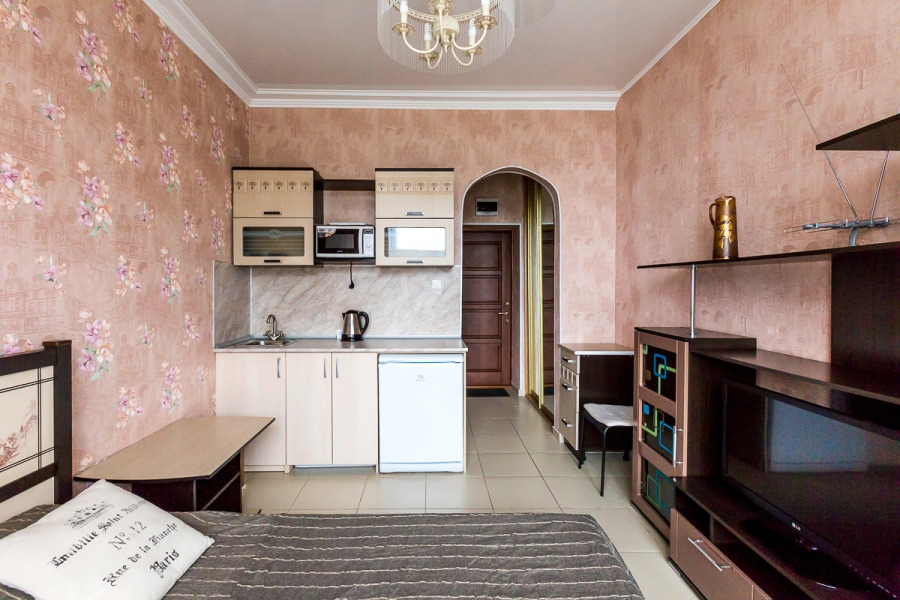 Апартаменты Светлана-Центр с видом на море и восток