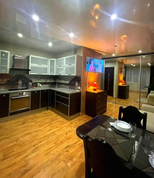 Апартаменты GoldApart на Бейвеля