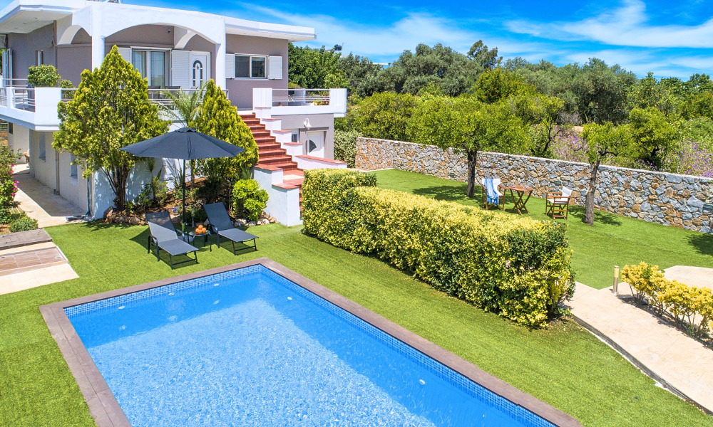 Вилла Chania City Heated Pool