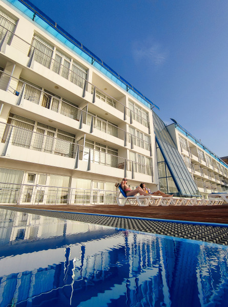 Отель Левант