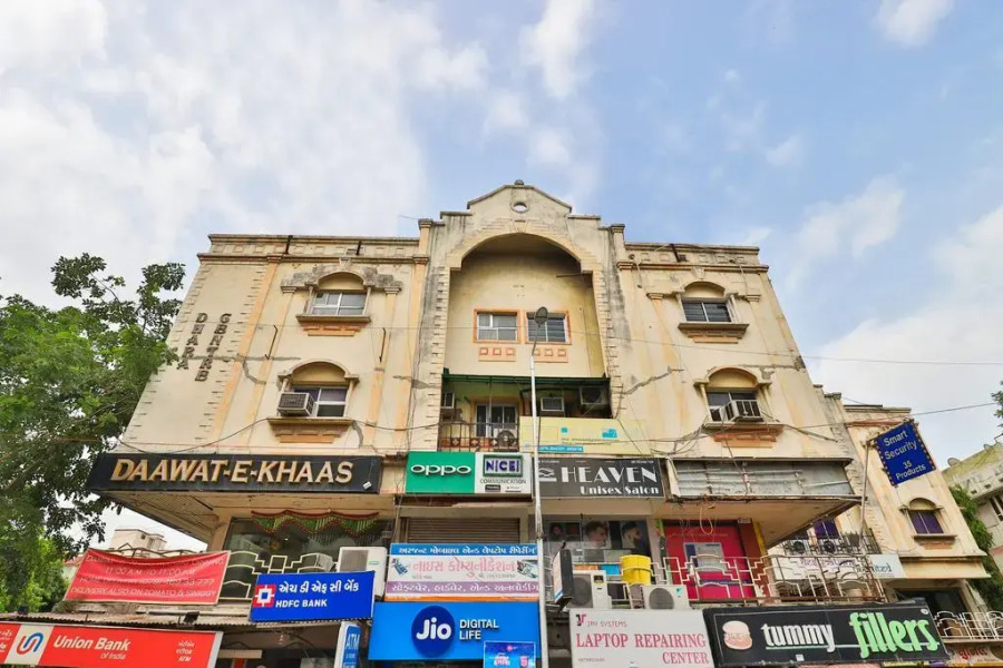 Отель Swell by Sky Stays