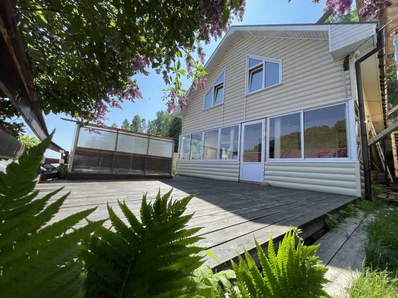 Частный дом порт  Байкал