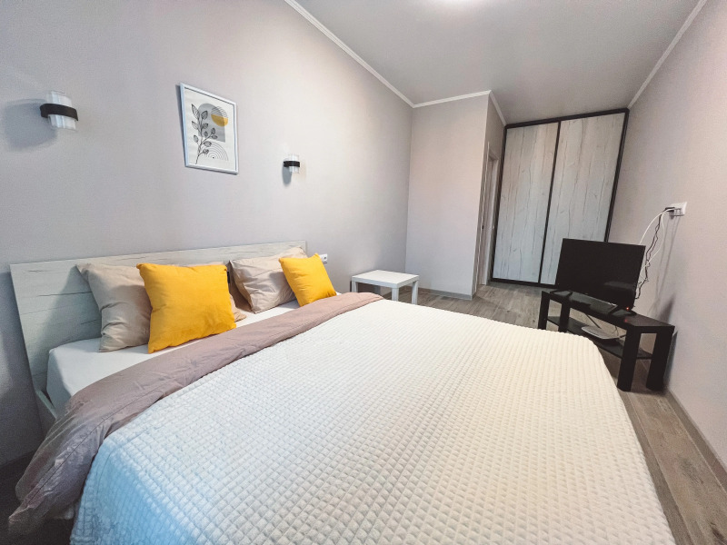 Апартаменты 1-комнатная квартира люкс Bedroom Suite в ЖК Старый центр