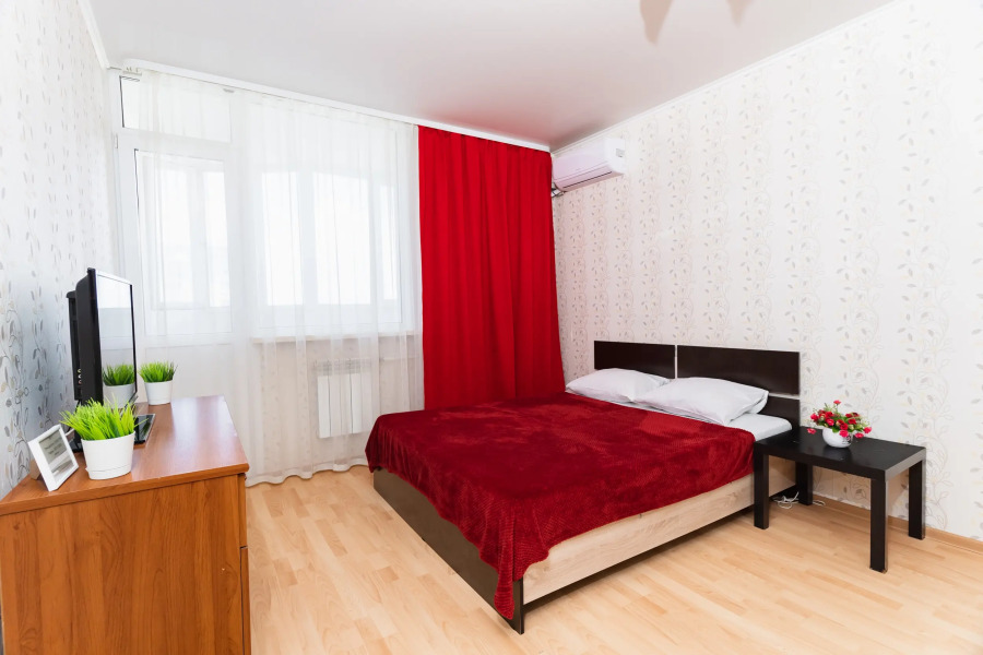 Апартаменты LikeHome на Гаранькина 27