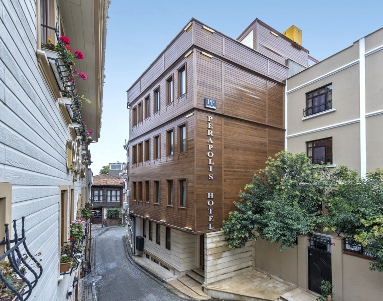 Отель Perapolis